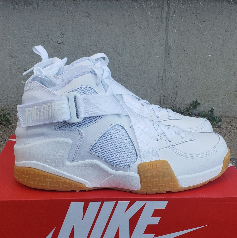 Nike Air Raid white/gum